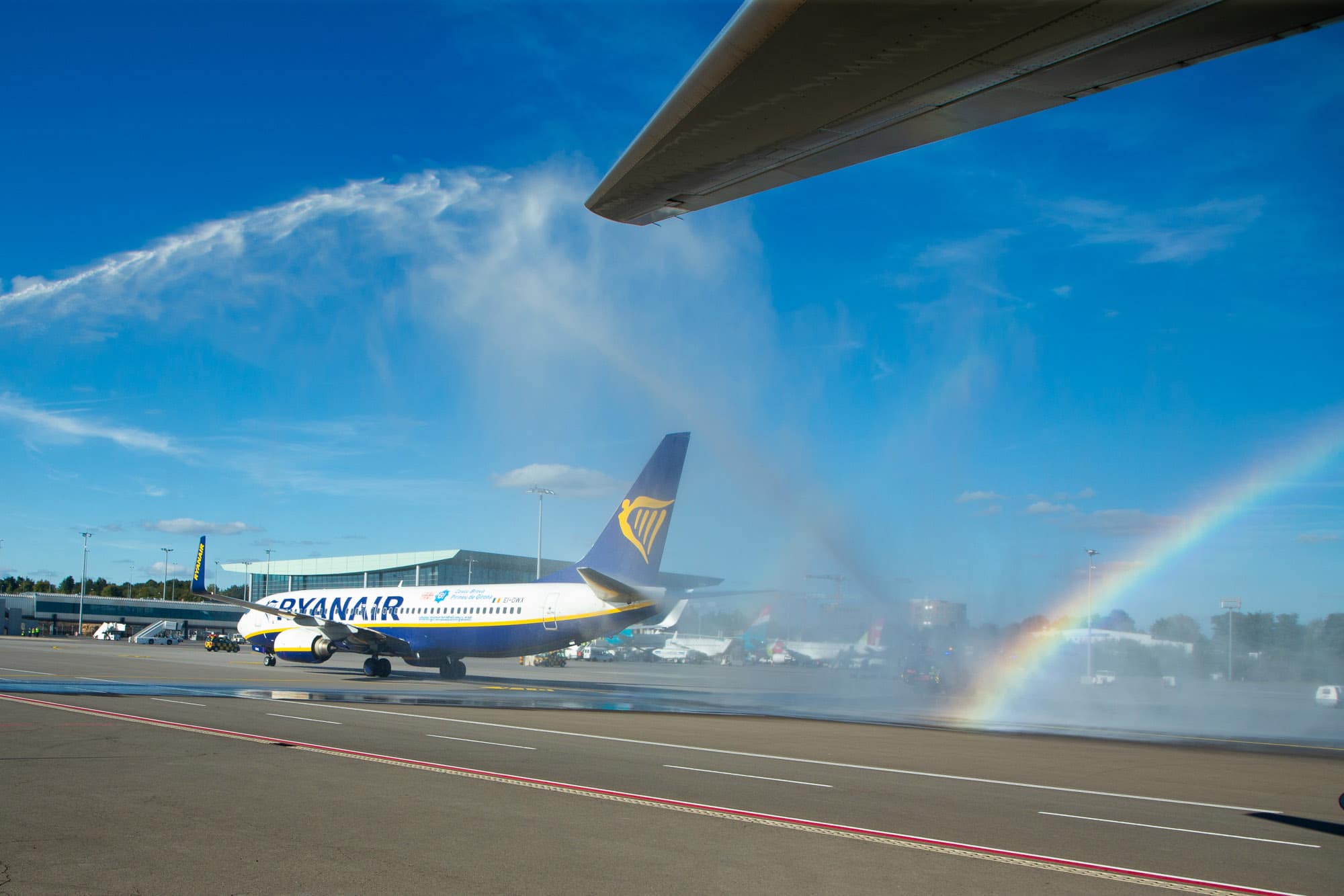 190903 First Flight Lux To Toulouse With Ryanair Aircraft And Terminal Watersalute Lr