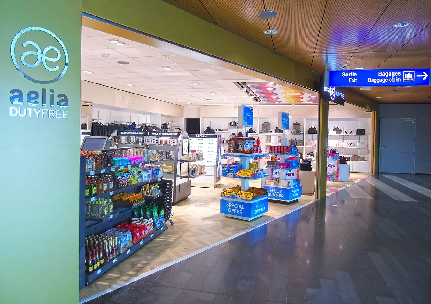Aelia Duty Free Fashion Boutique At Luxembourg Airport Terminal B 1 Kl 6