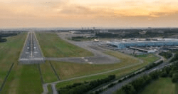 Lux-Airport Saniert Die Start- Und Landebahn