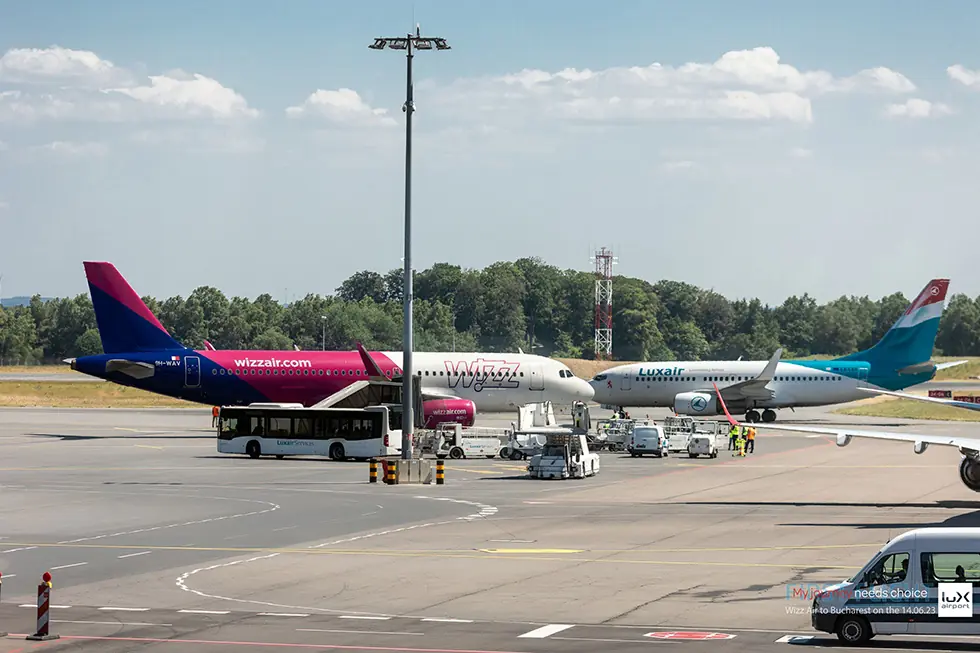 Luxairport 202Jpg0615Logojpg0615Logo