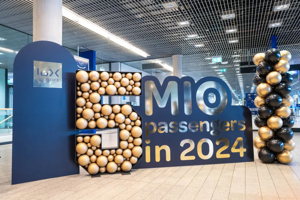 004 Lux Airport