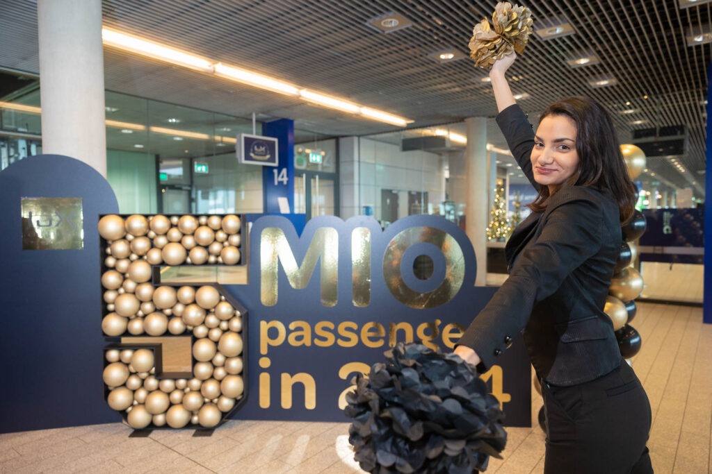 009 Lux Airport