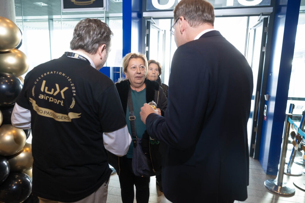021 Lux Airport